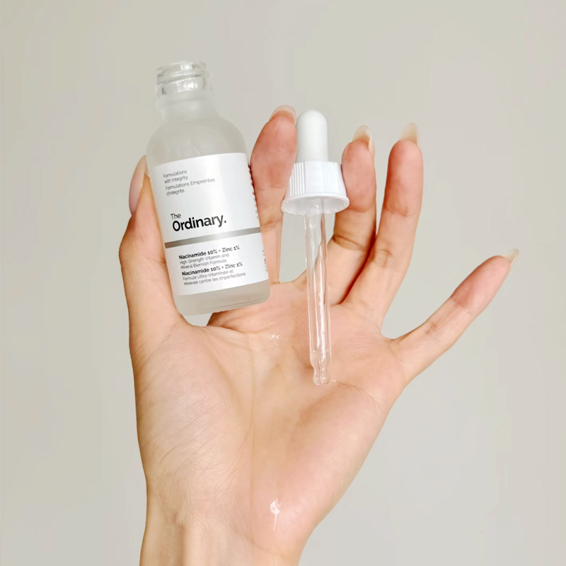 アルファアルブチン2% + HA 30ml美容液 シミや色素 - Caffeine Hair Serum のレビューと価格